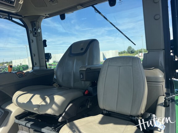 Photo of 2021 John Deere 8RX 340
