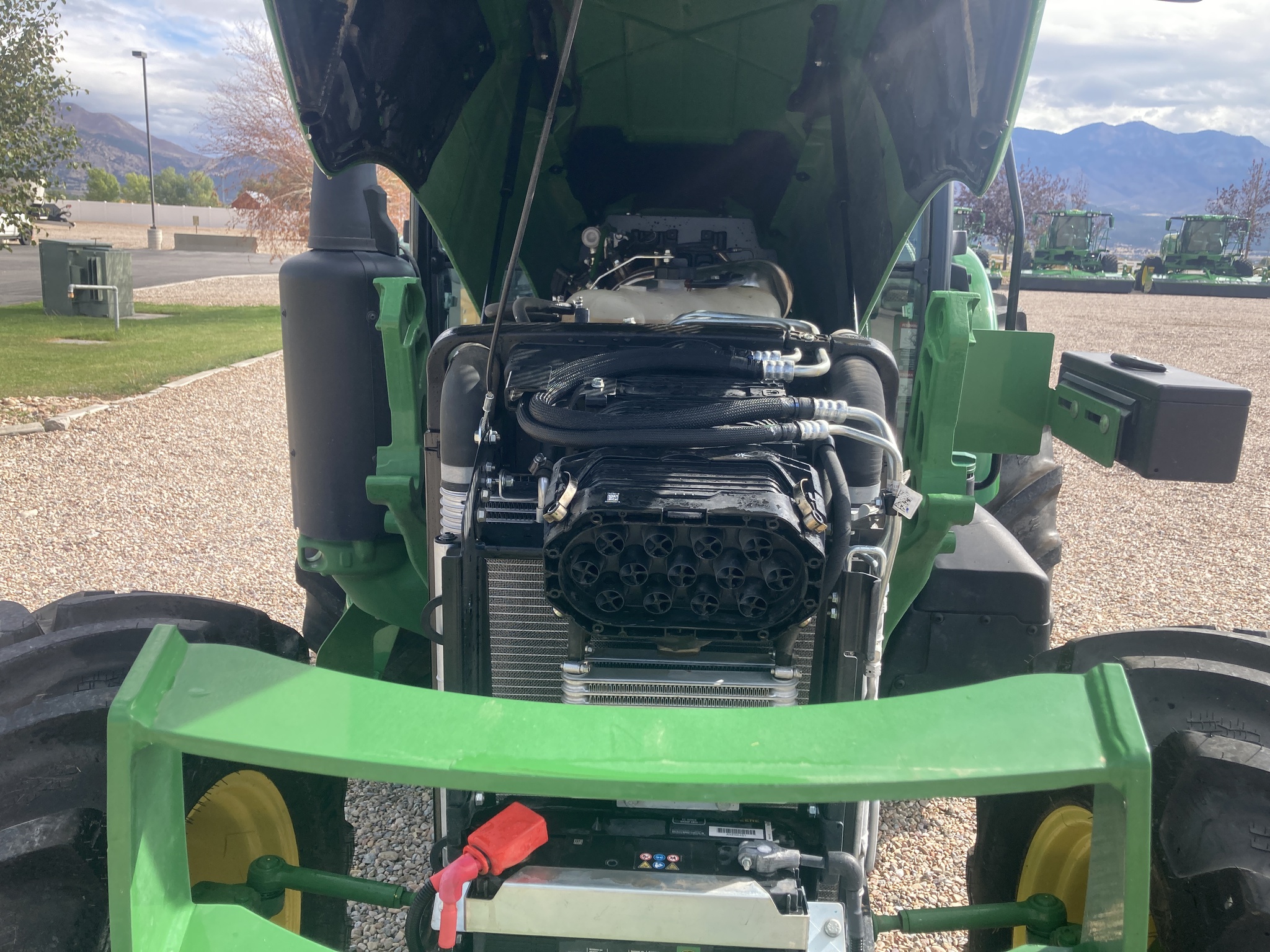 2024 John Deere 5105M Image 10