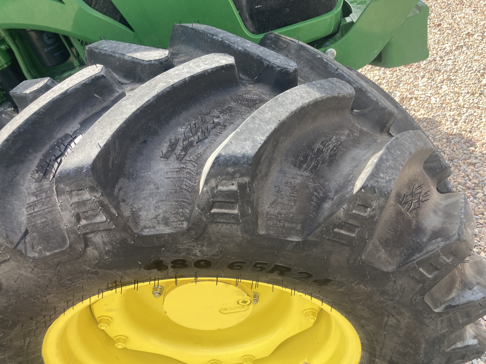 2024 John Deere 5105M Image 17