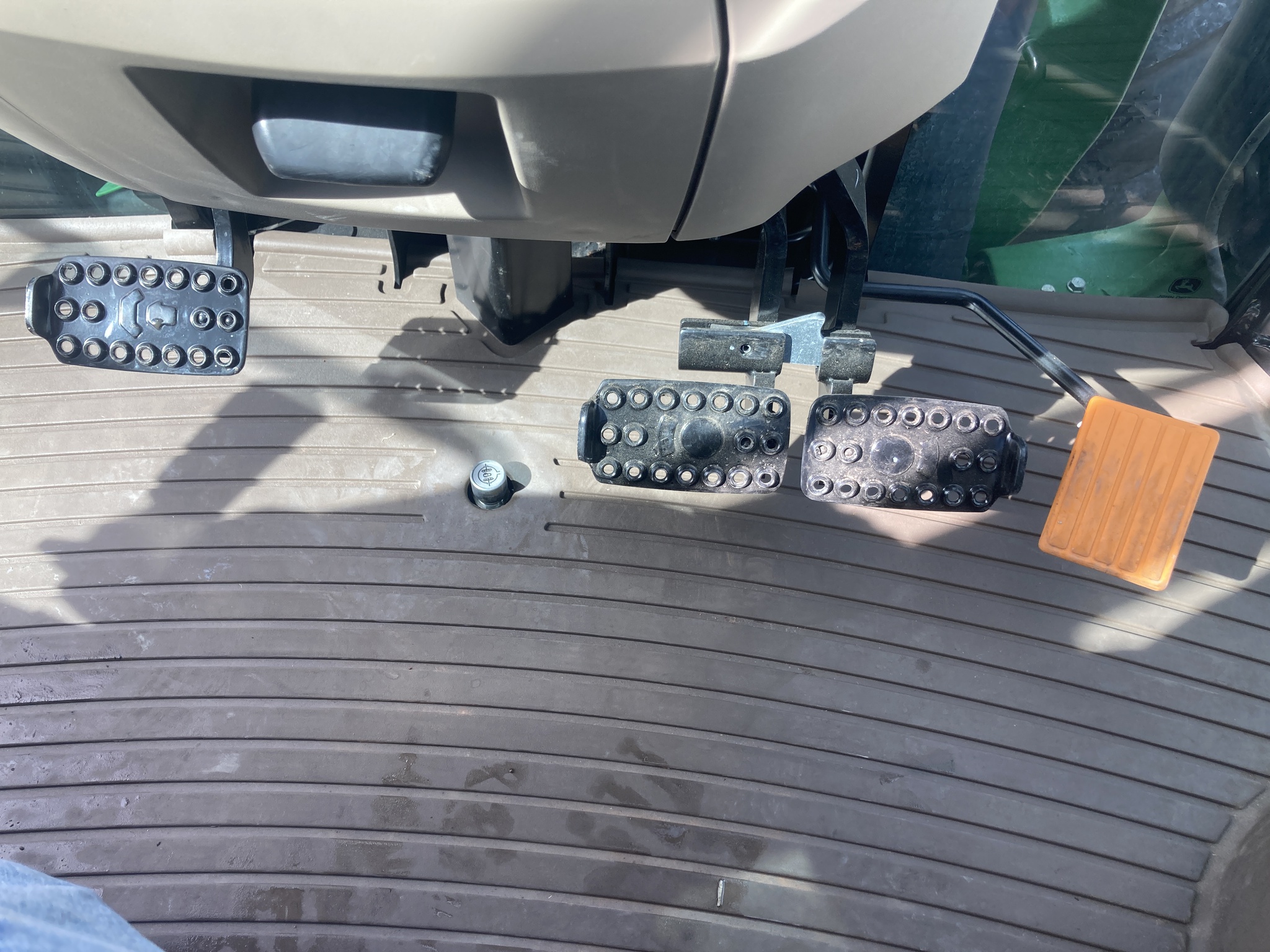 2024 John Deere 5105M Image 29