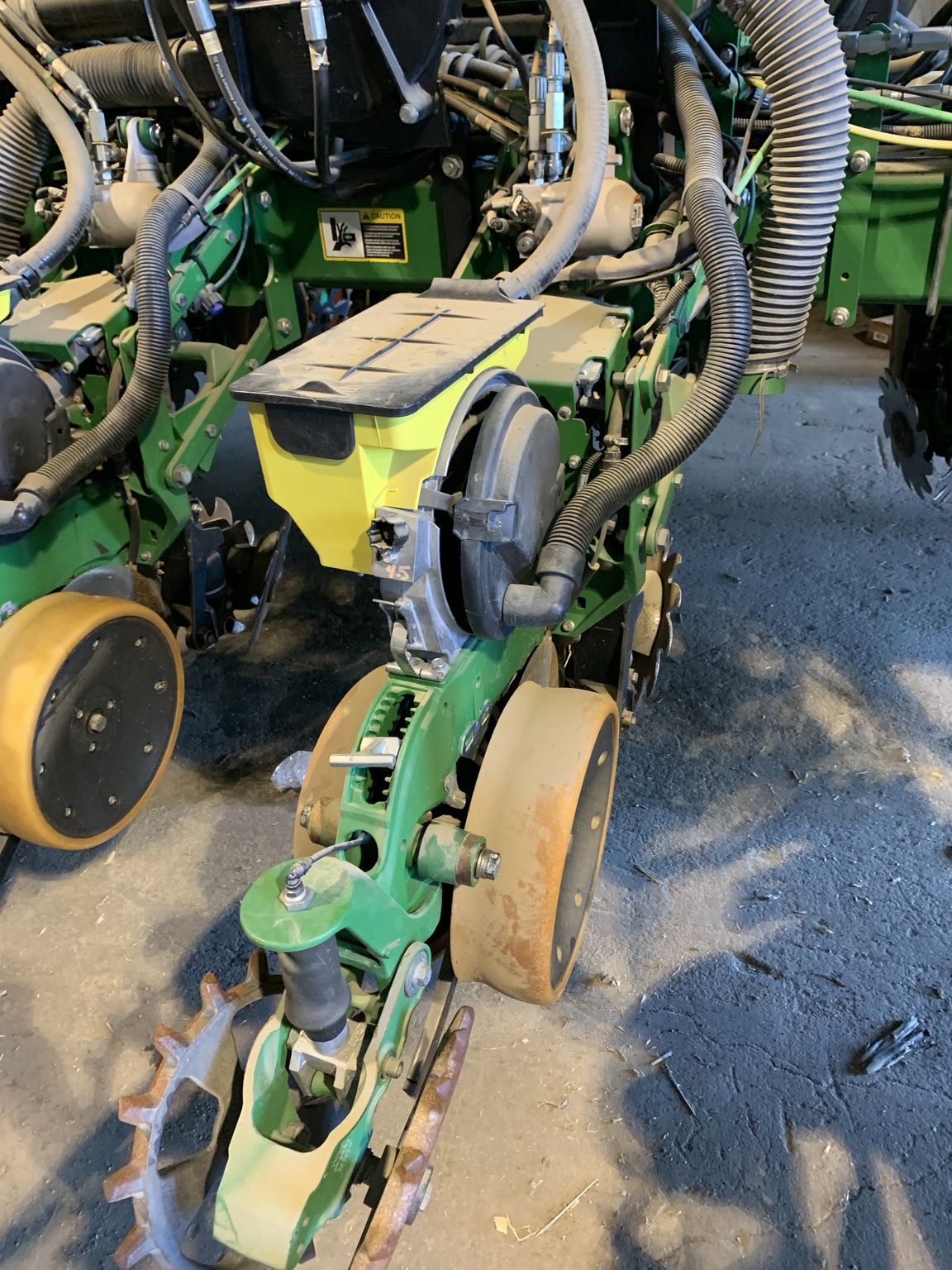 2018 John Deere 1775NT Image 14