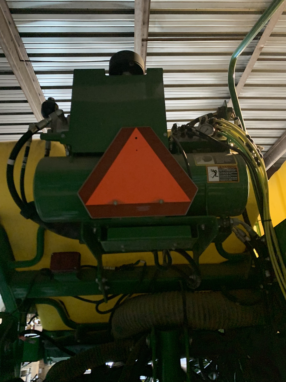 2018 John Deere 1775NT Image 5