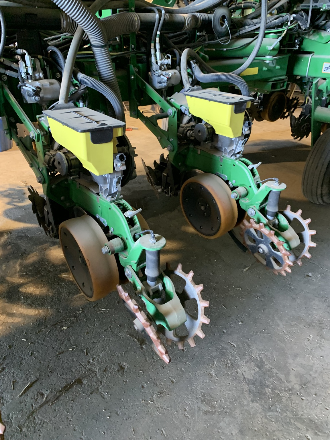 2018 John Deere 1775NT Image 3