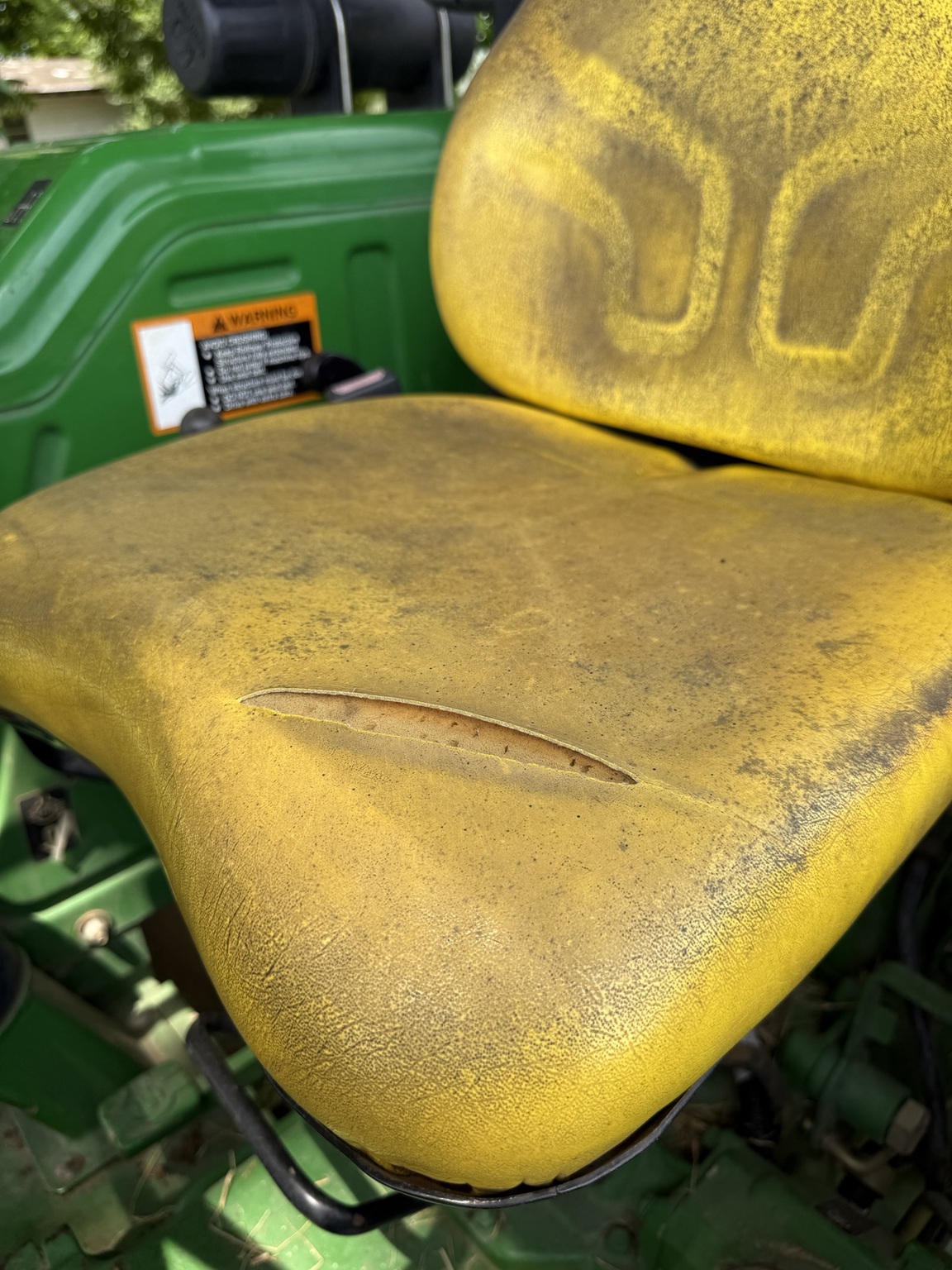 2014 John Deere 5055E Image 3