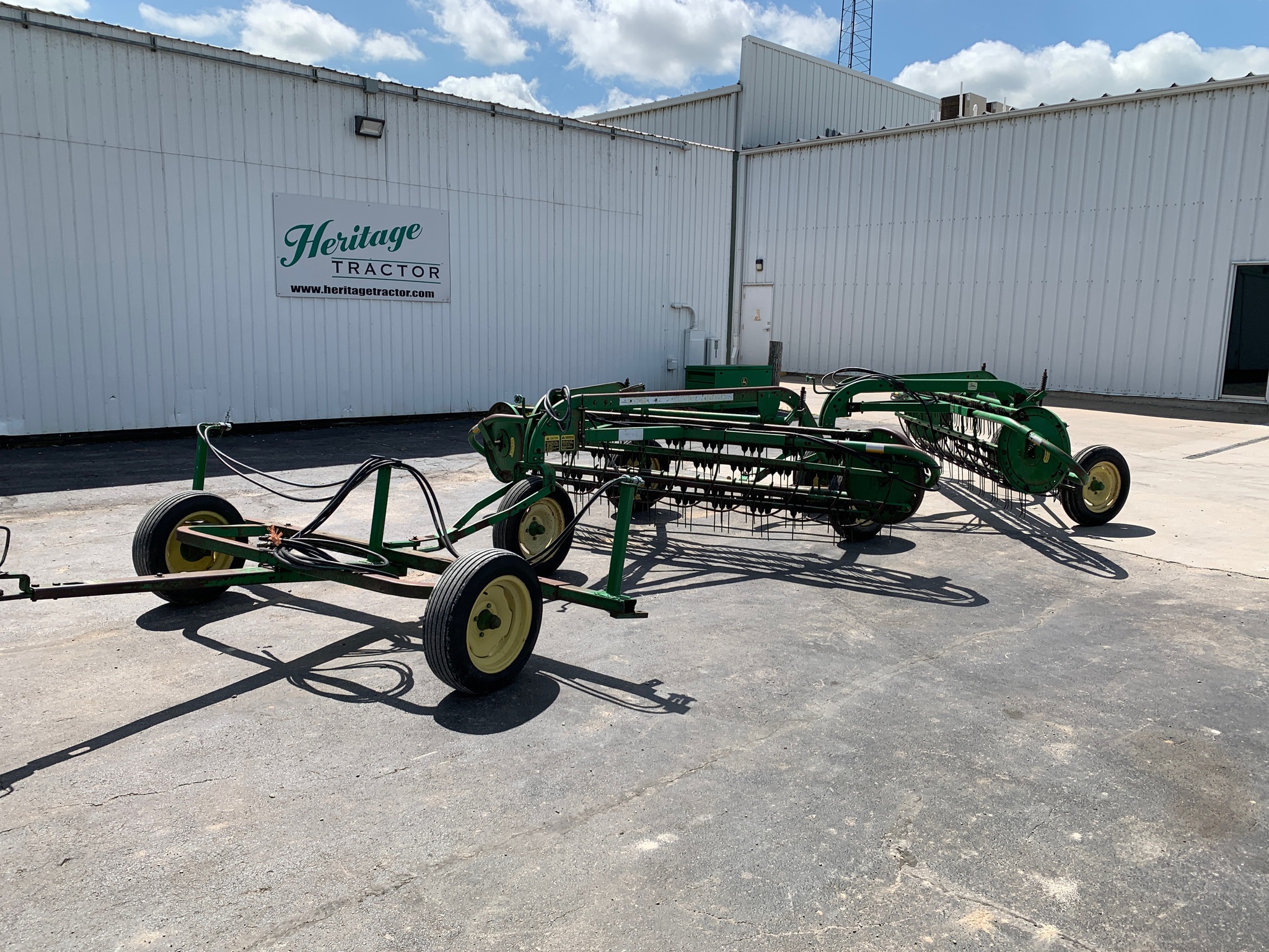  1992 John Deere 672 at Heritage Tractor in Lamar, MO