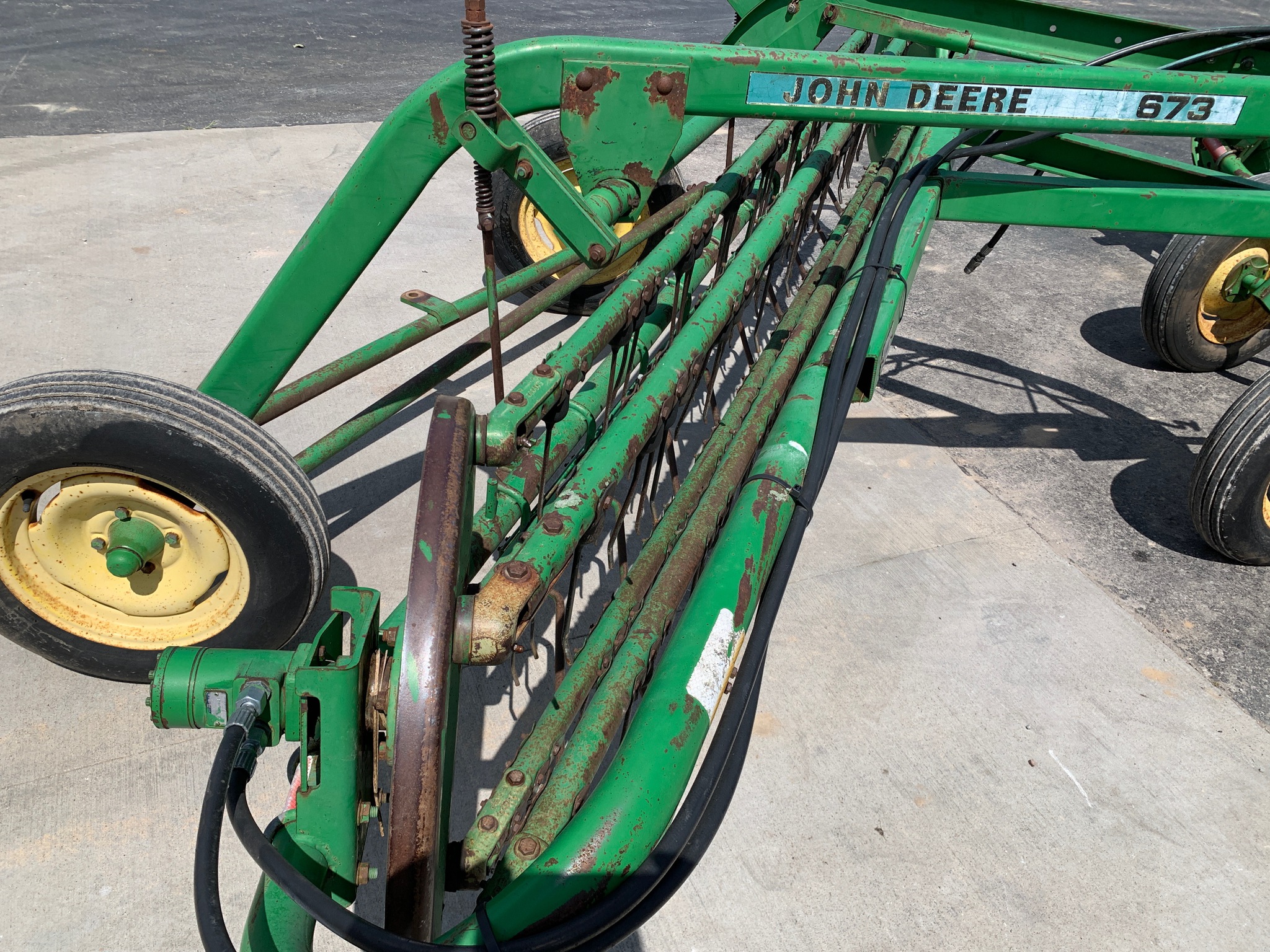  1992 John Deere 672 at Heritage Tractor in Lamar, MO