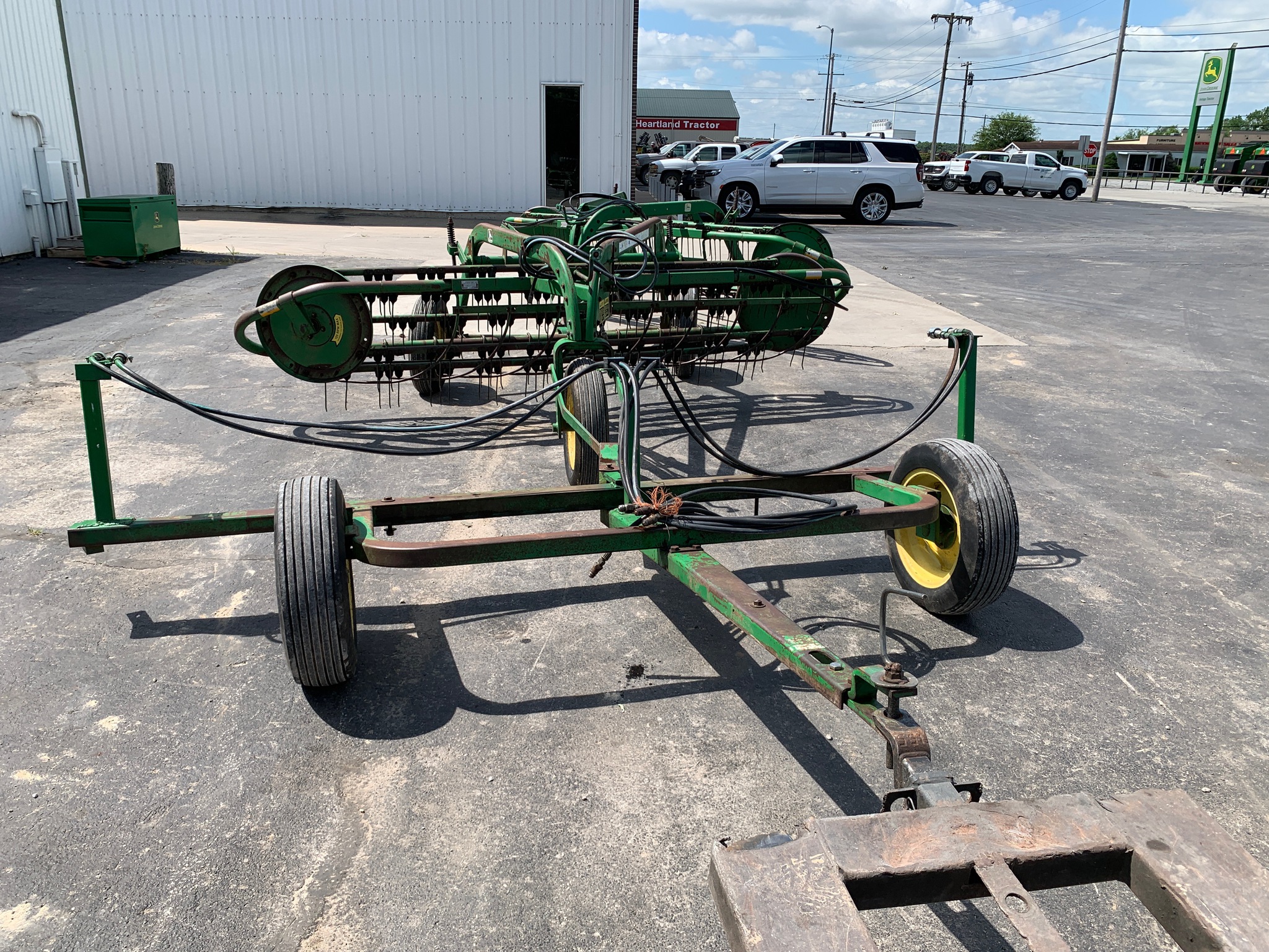  1992 John Deere 672 at Heritage Tractor in Lamar, MO