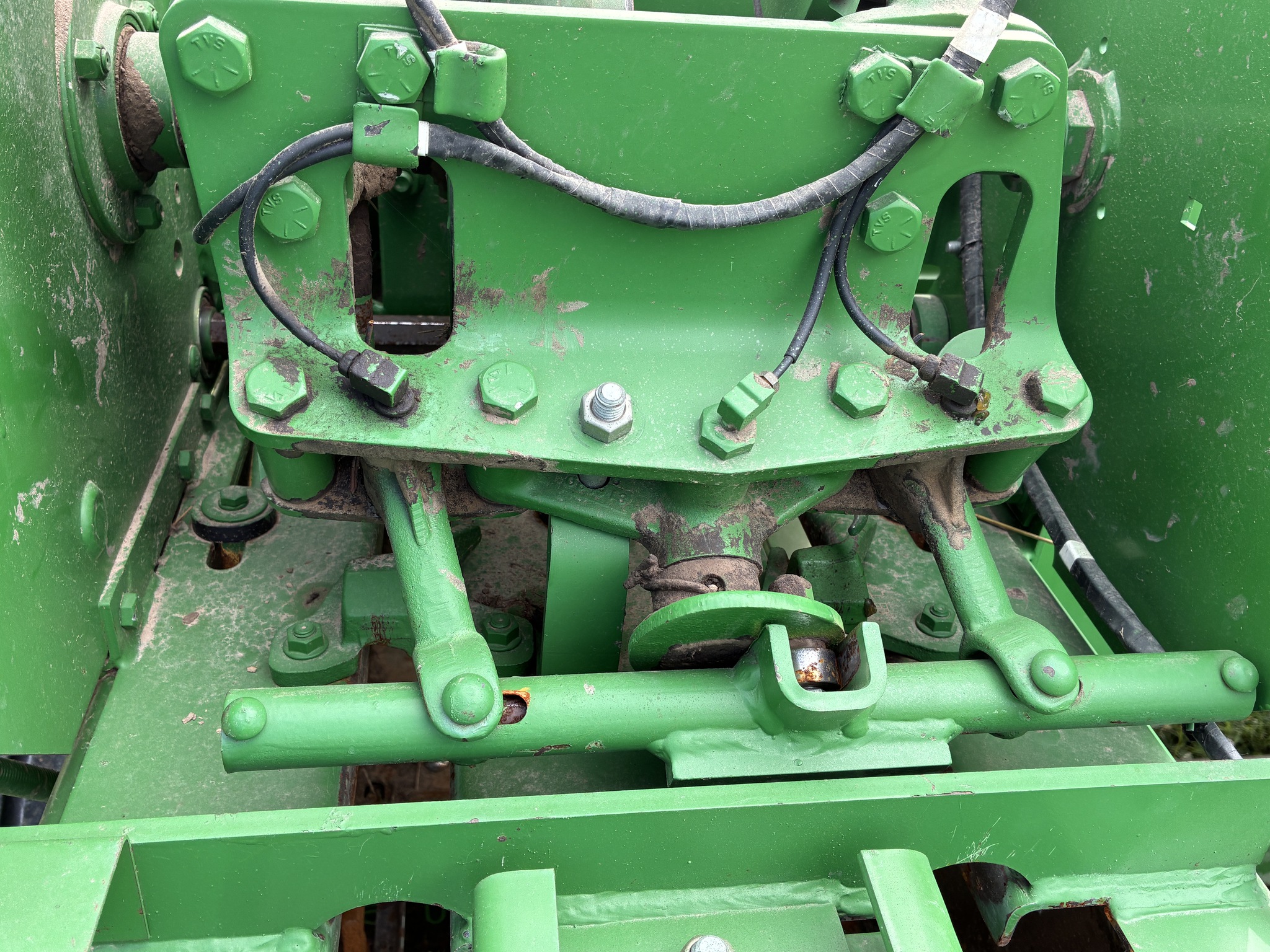 2014 John Deere 348 Image 21