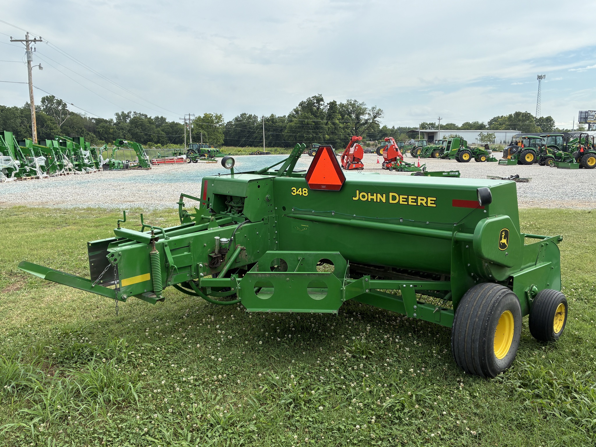2014 John Deere 348 Image 5