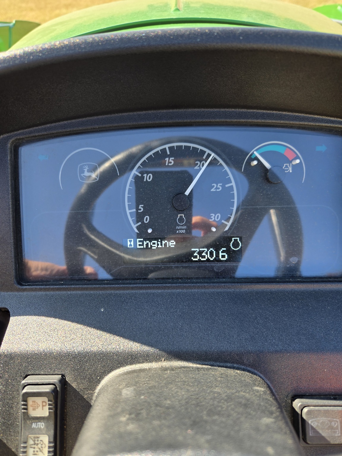 2019 John Deere 3043D Image 6