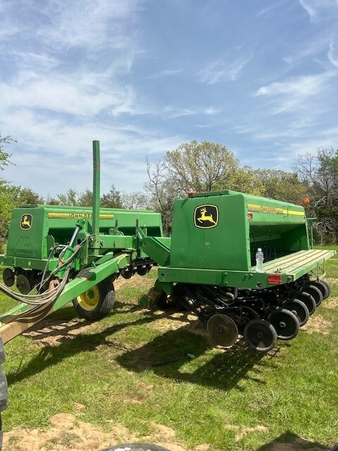John Deere 455 Image 3