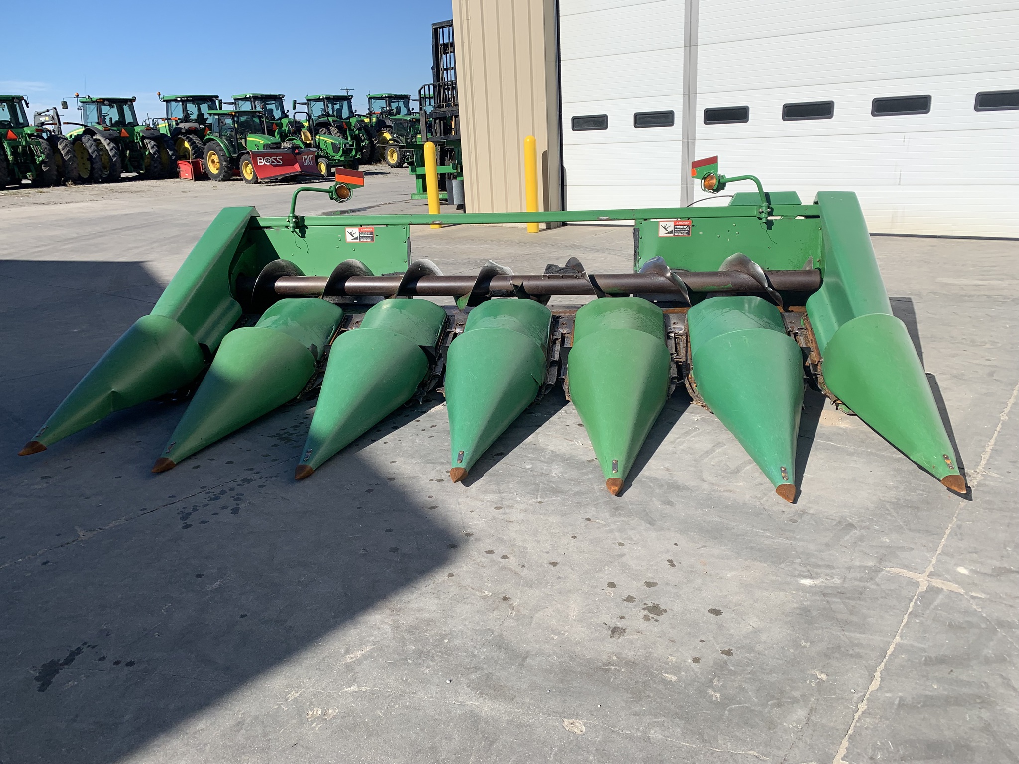 1999 John Deere 693 Image 8