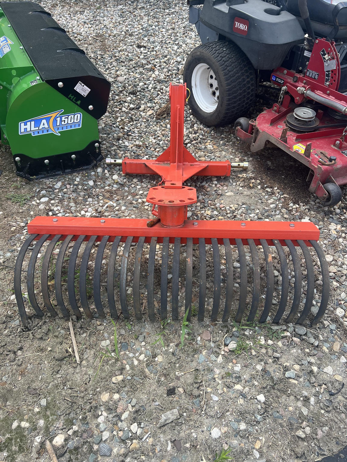 Tarter COUNTYLINE LANDSCAPE RAKE Image 1