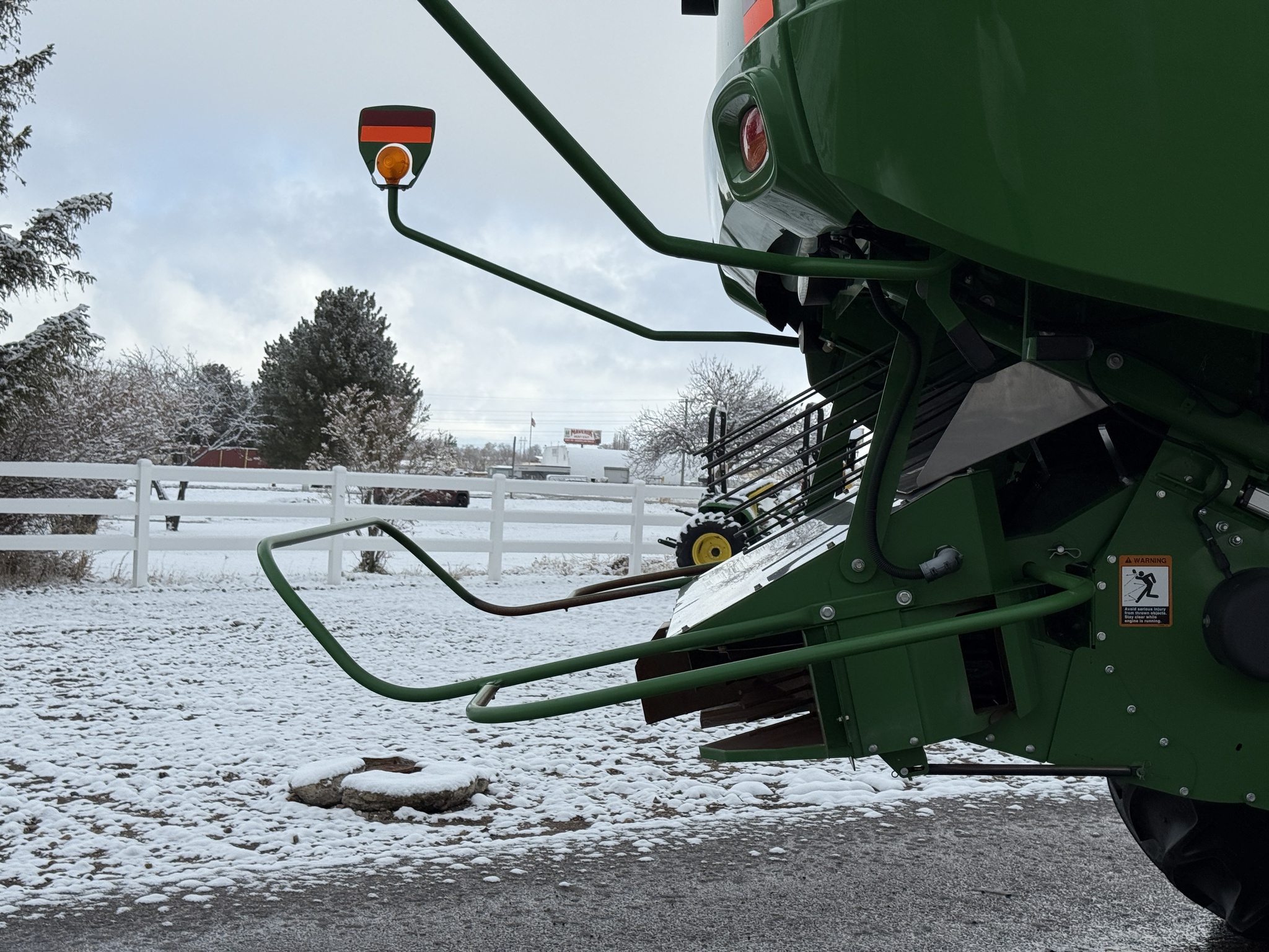 2017 John Deere S680 Image 29
