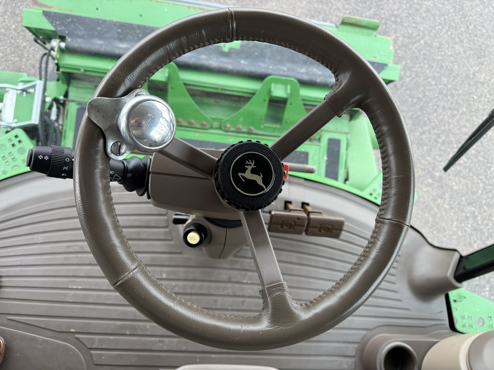 2017 John Deere S680 Image 11