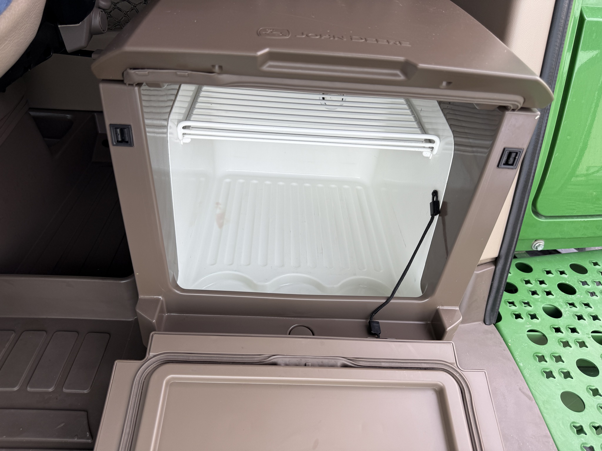 2017 John Deere S680 Image 19