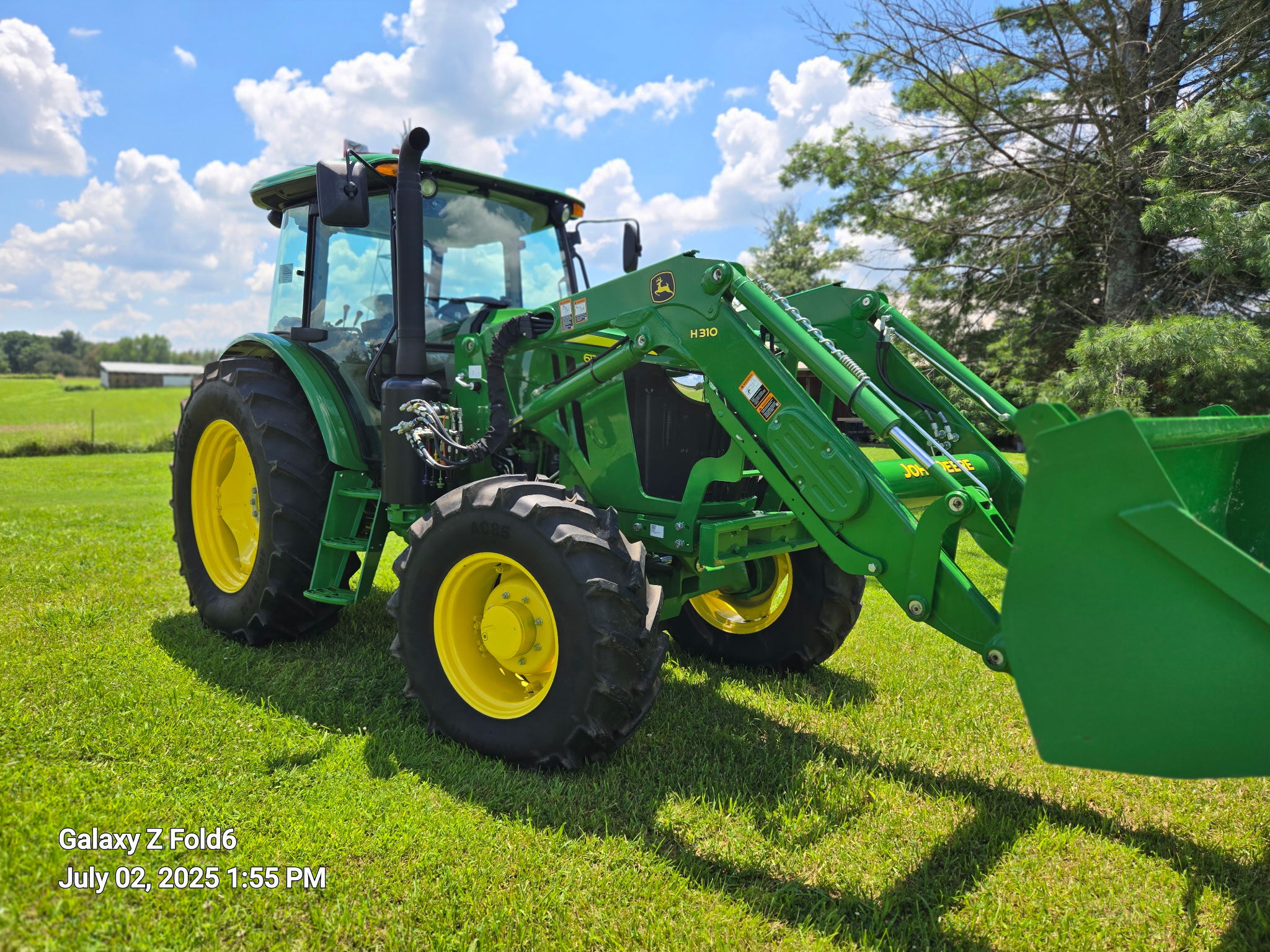 2020 John Deere 6135E