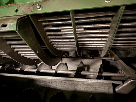 Photo of 2013 John Deere S670