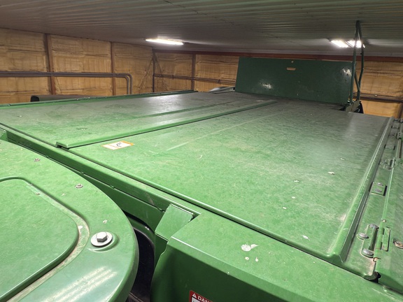 Photo of 2013 John Deere S670