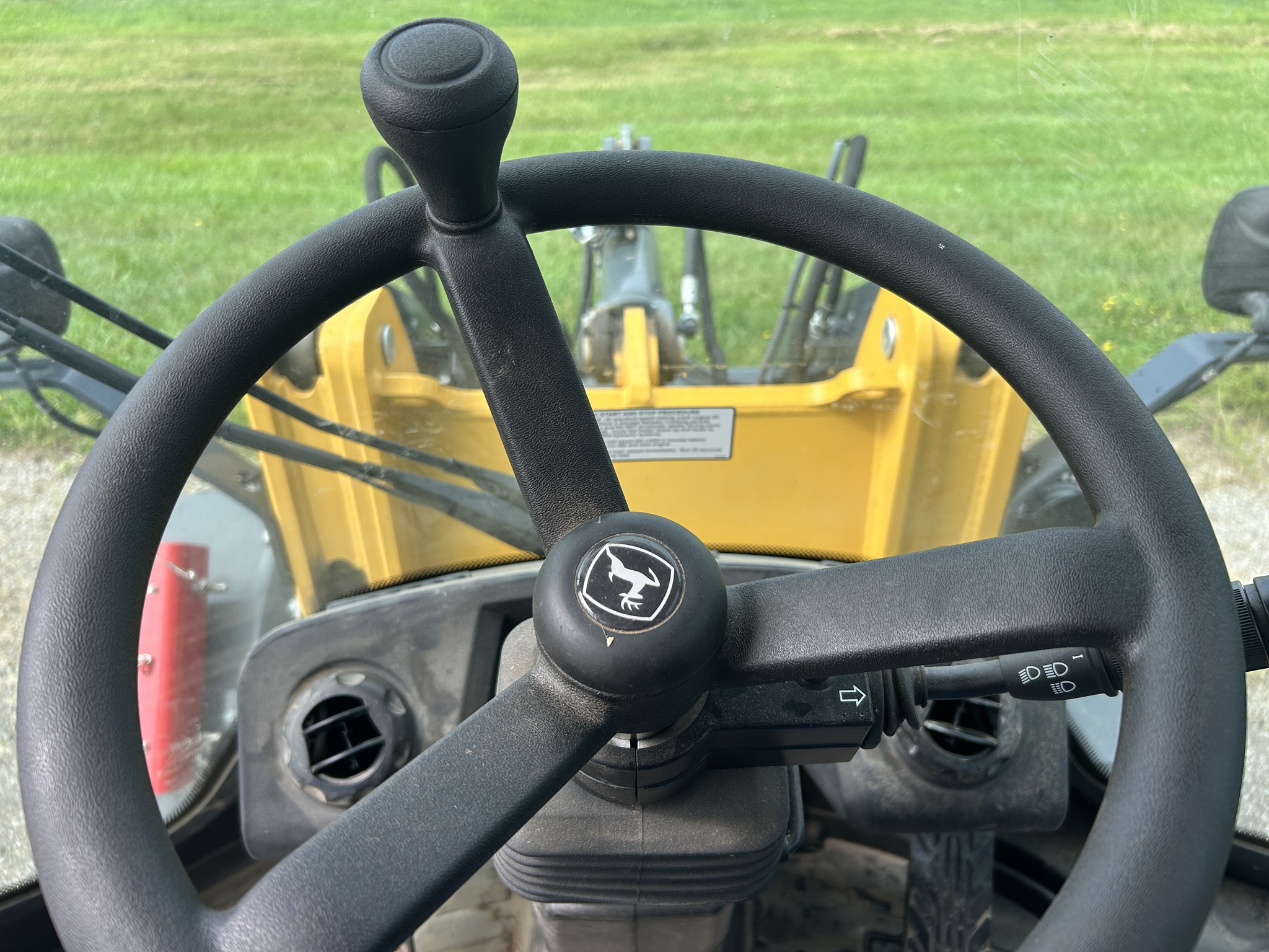  2023 John Deere 324 P at Heritage Tractor in Baldwin City, KS