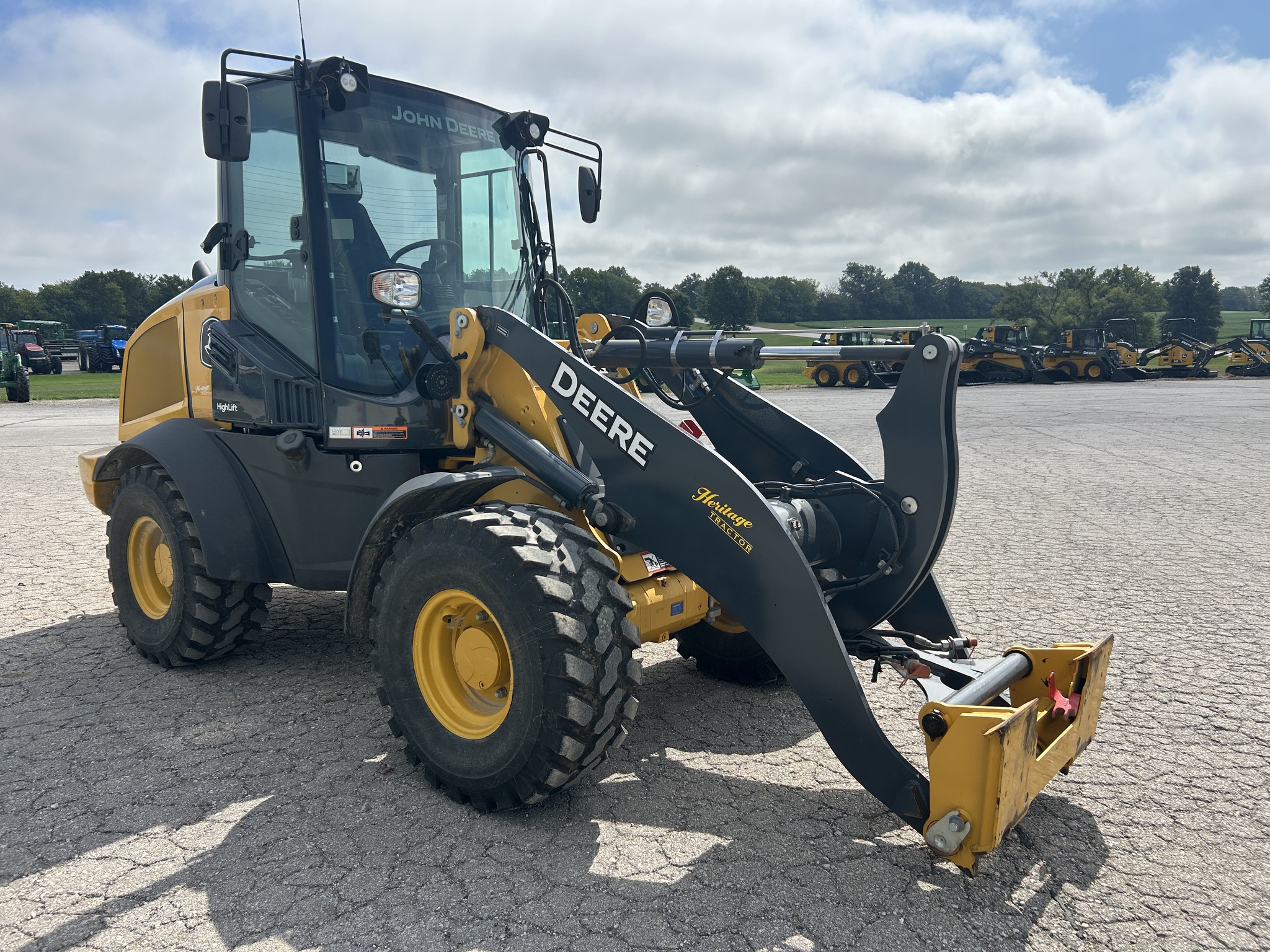  2023 John Deere 324 P at Heritage Tractor in Baldwin City, KS