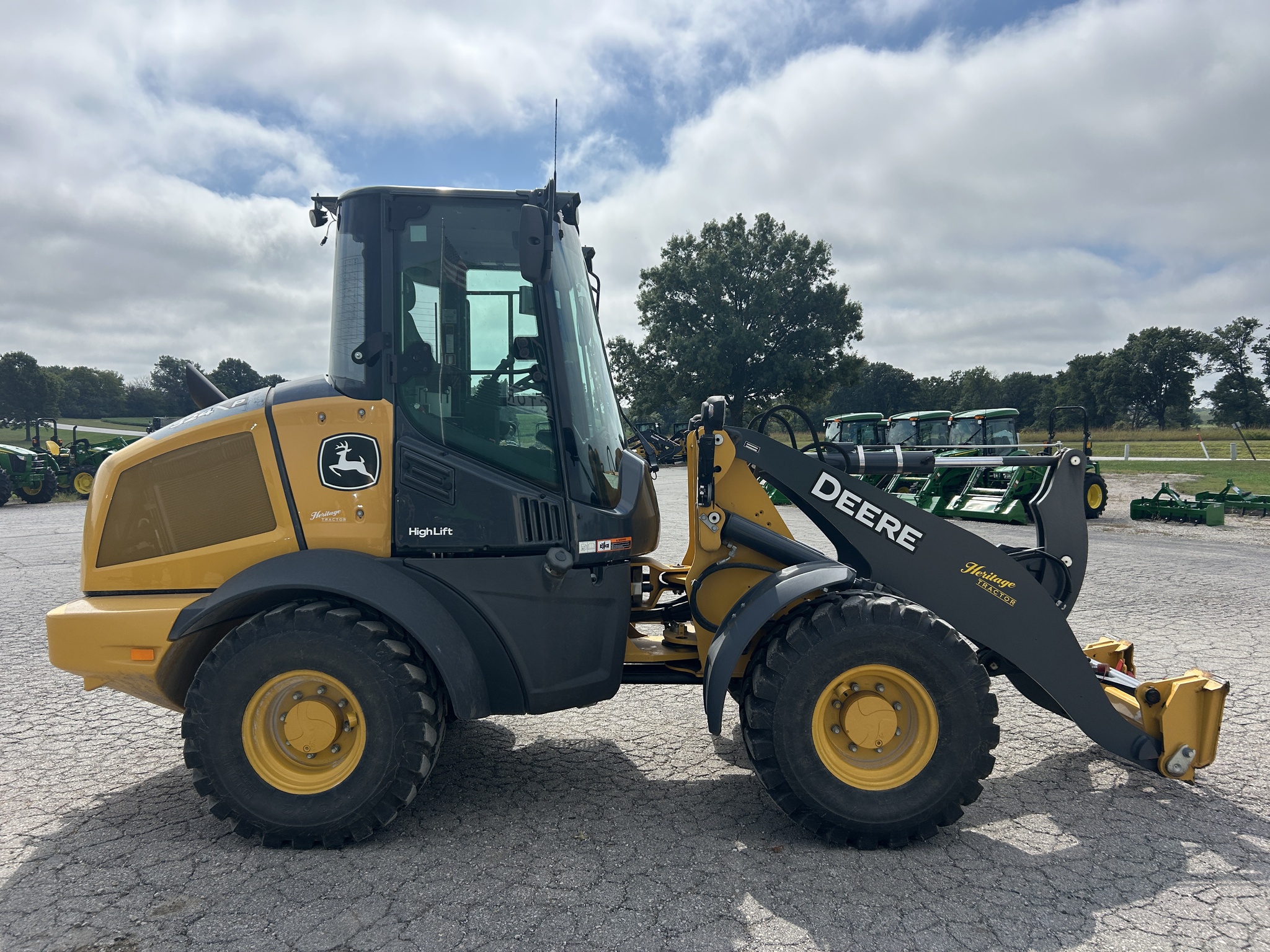  2023 John Deere 324 P at Heritage Tractor in Baldwin City, KS