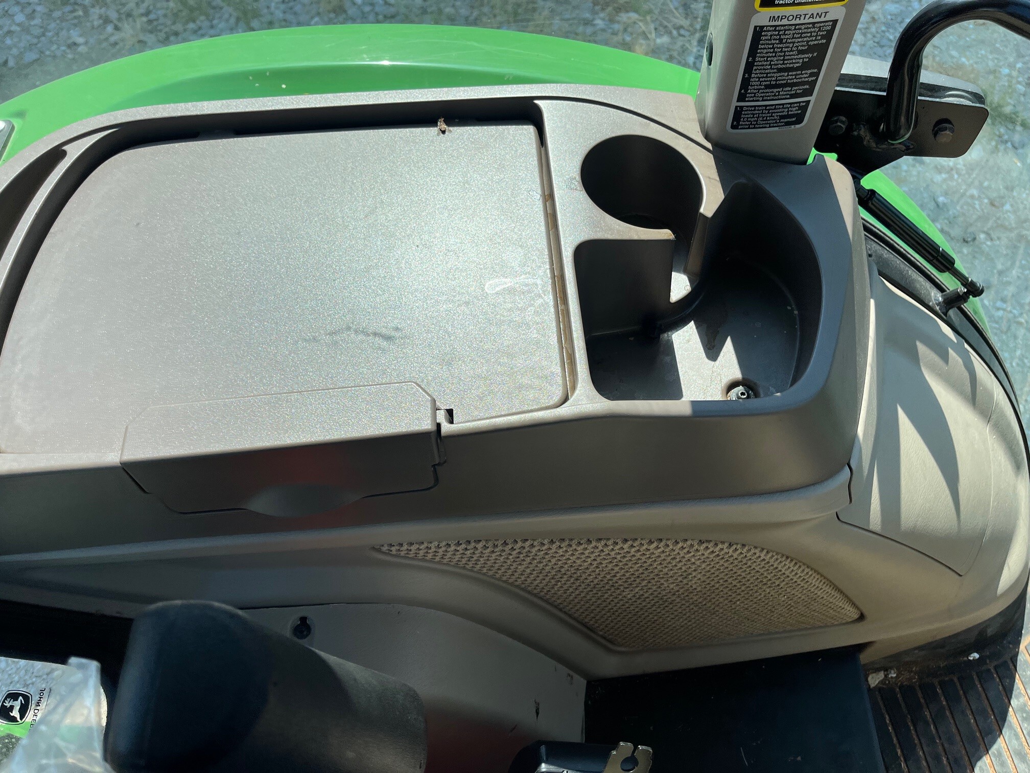 2024 John Deere 5090E Image 16