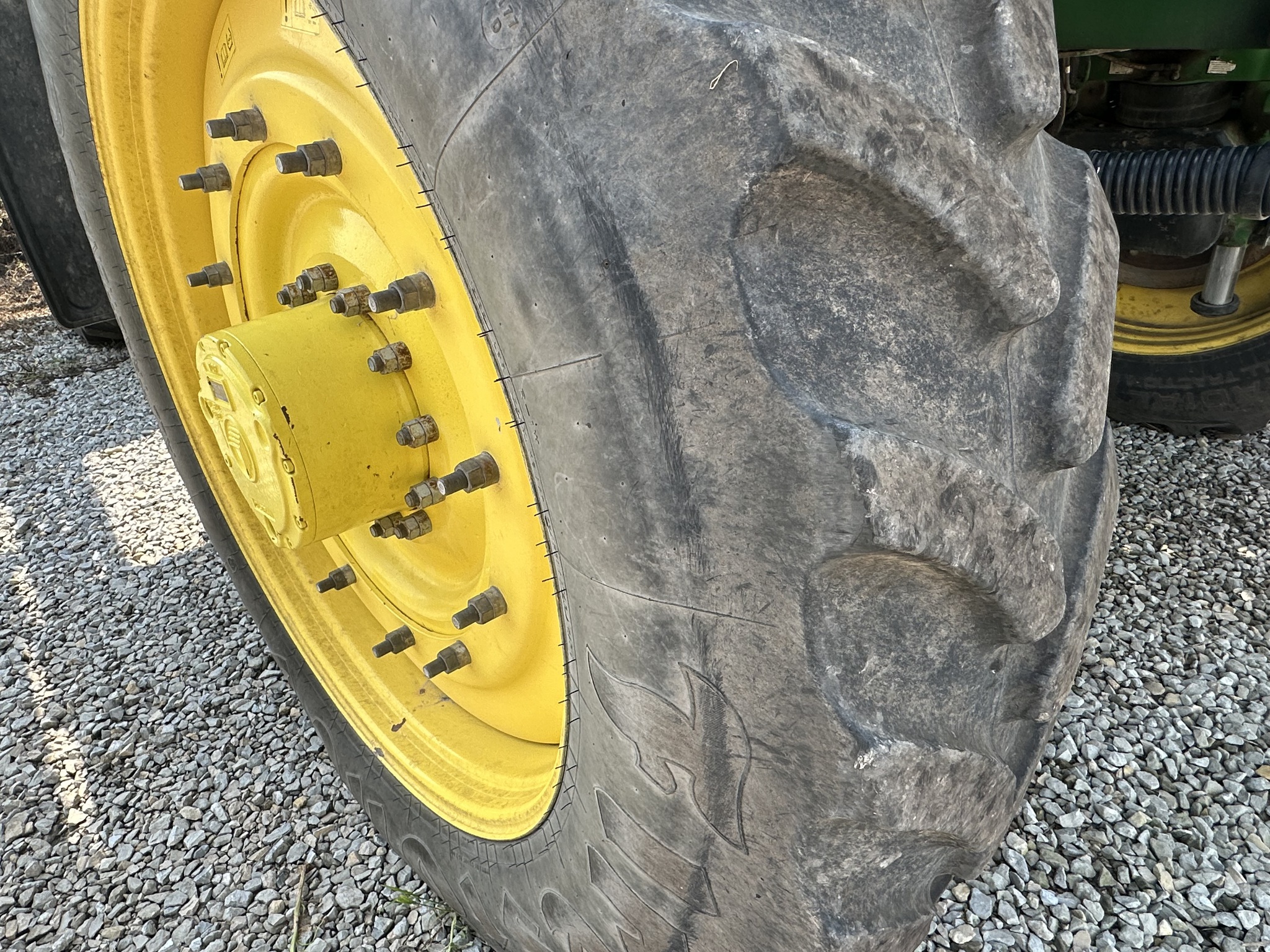 2019 John Deere R4045 Image 5