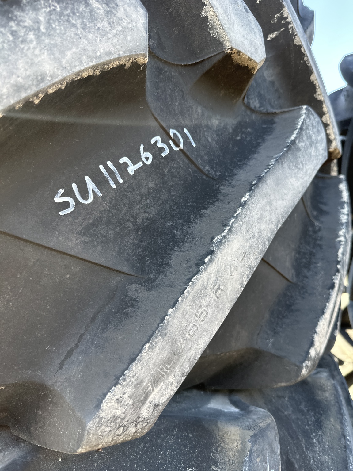 2019 John Deere R4045 Image 11