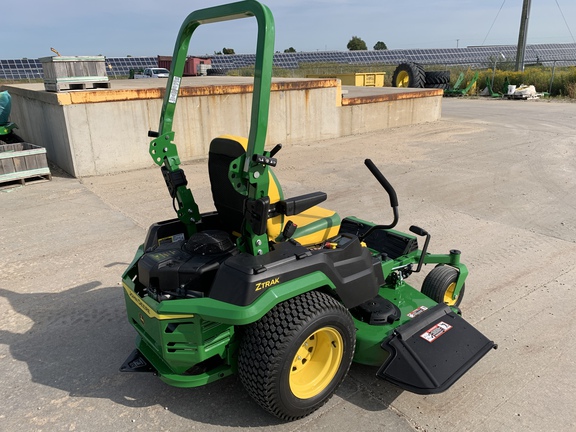 Photo of 2025 John Deere Z545R