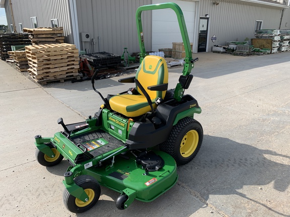 Photo of 2025 John Deere Z545R