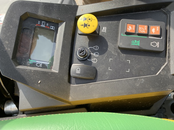 Photo of 2025 John Deere Z545R