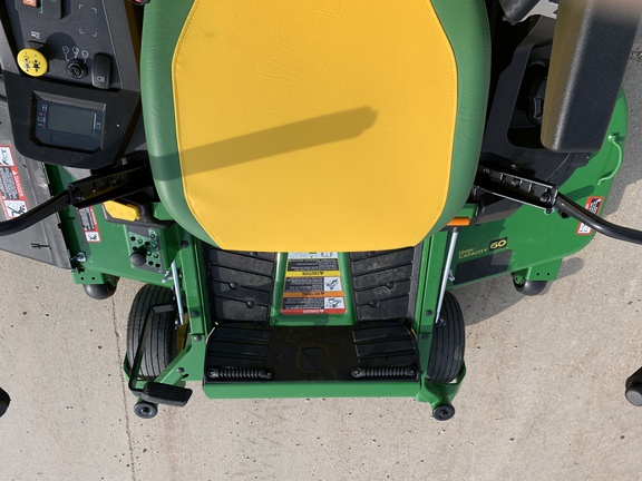 Photo of 2025 John Deere Z545R