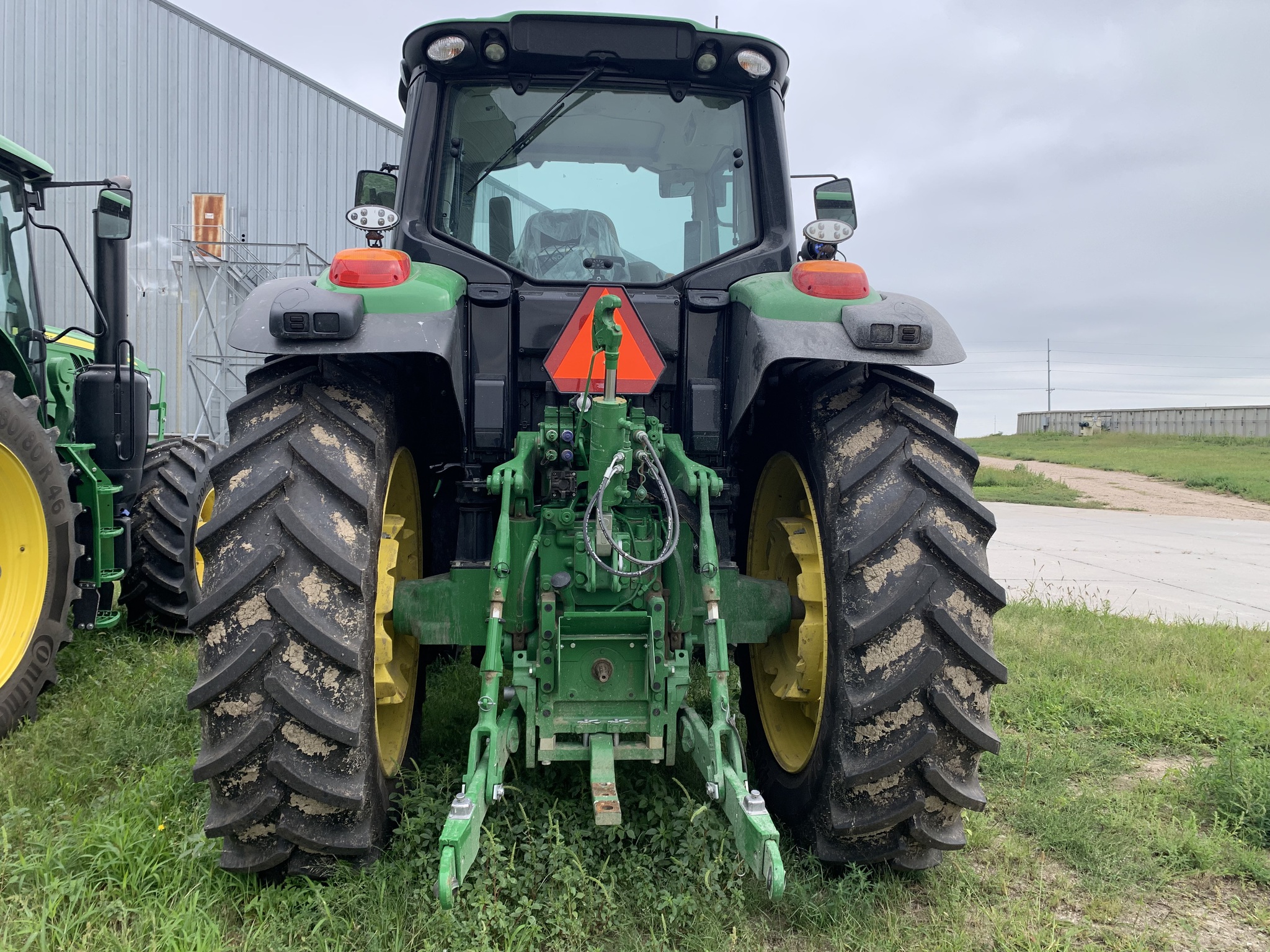 2024 John Deere 6175M Image 8