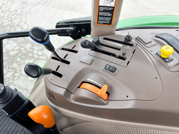 2024 John-Deere 5100E