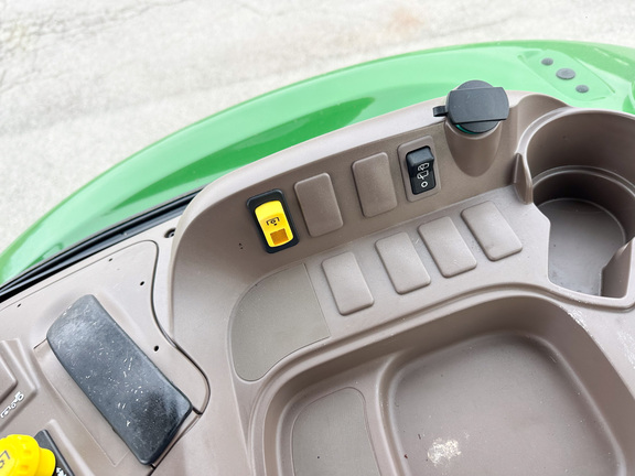 2024 John-Deere 5100E