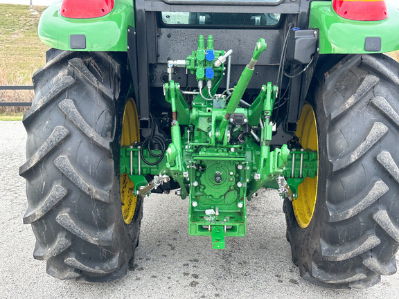 2024 John-Deere 5100E