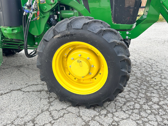 2024 John-Deere 5100E