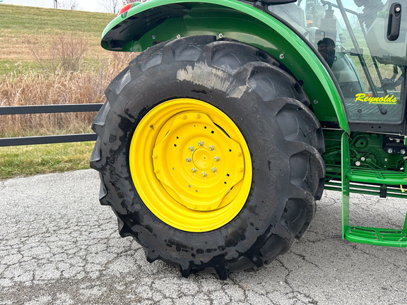 2024 John-Deere 5100E