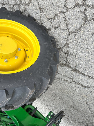 2024 John-Deere 5100E