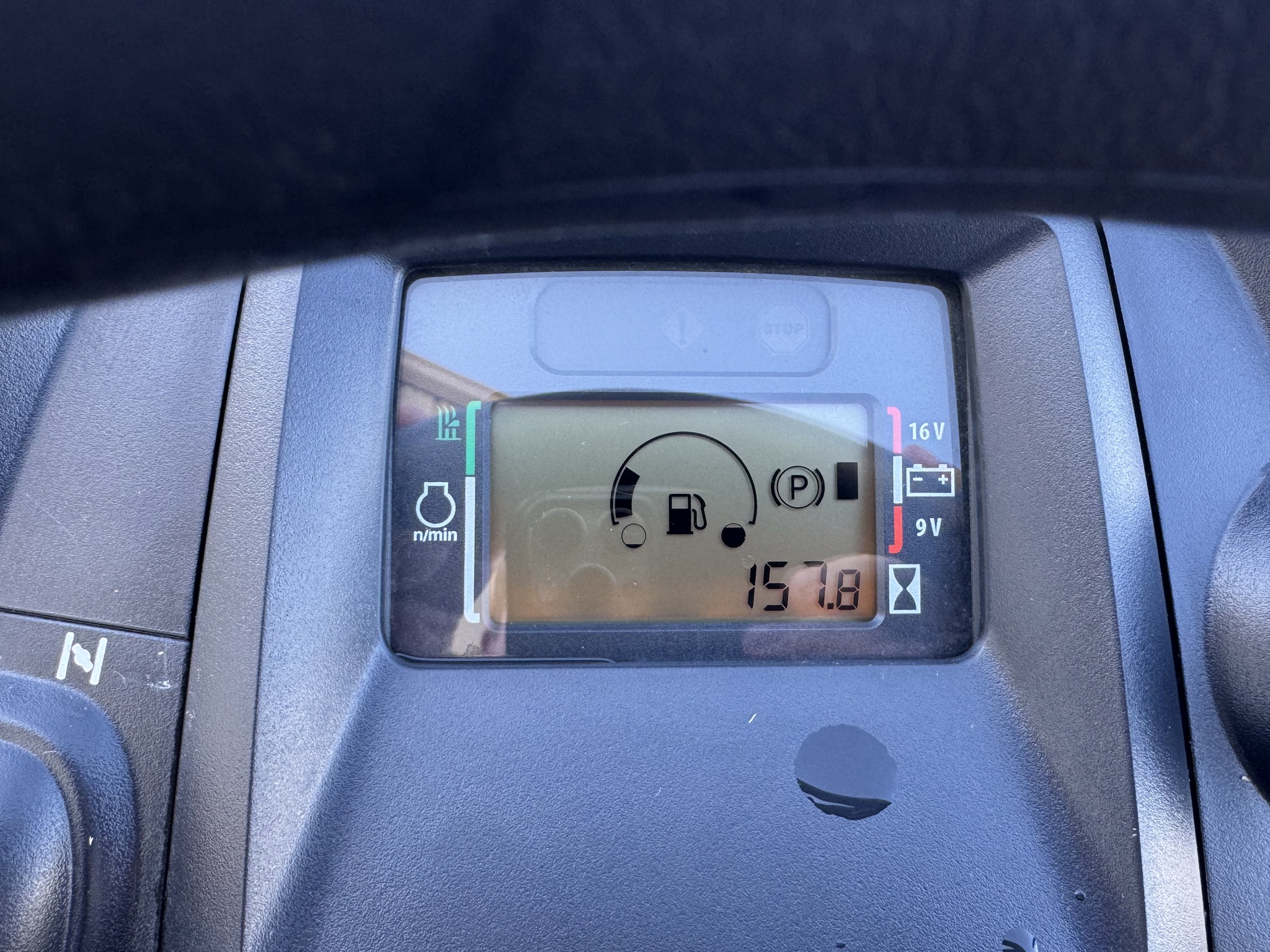 2023 John Deere X350 Image 9