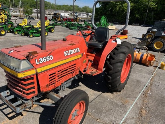 1993 Kubota L3650