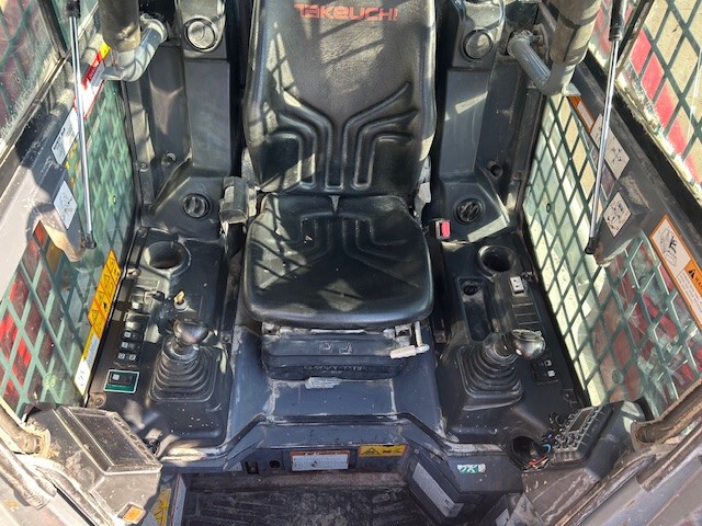 2018 Takeuchi TL12R-2 Image 11