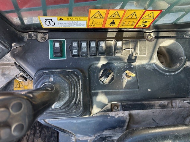 2018 Takeuchi TL12R-2 Image 13