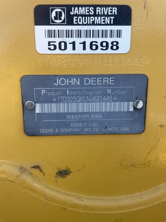 2022 John-Deere 325G
