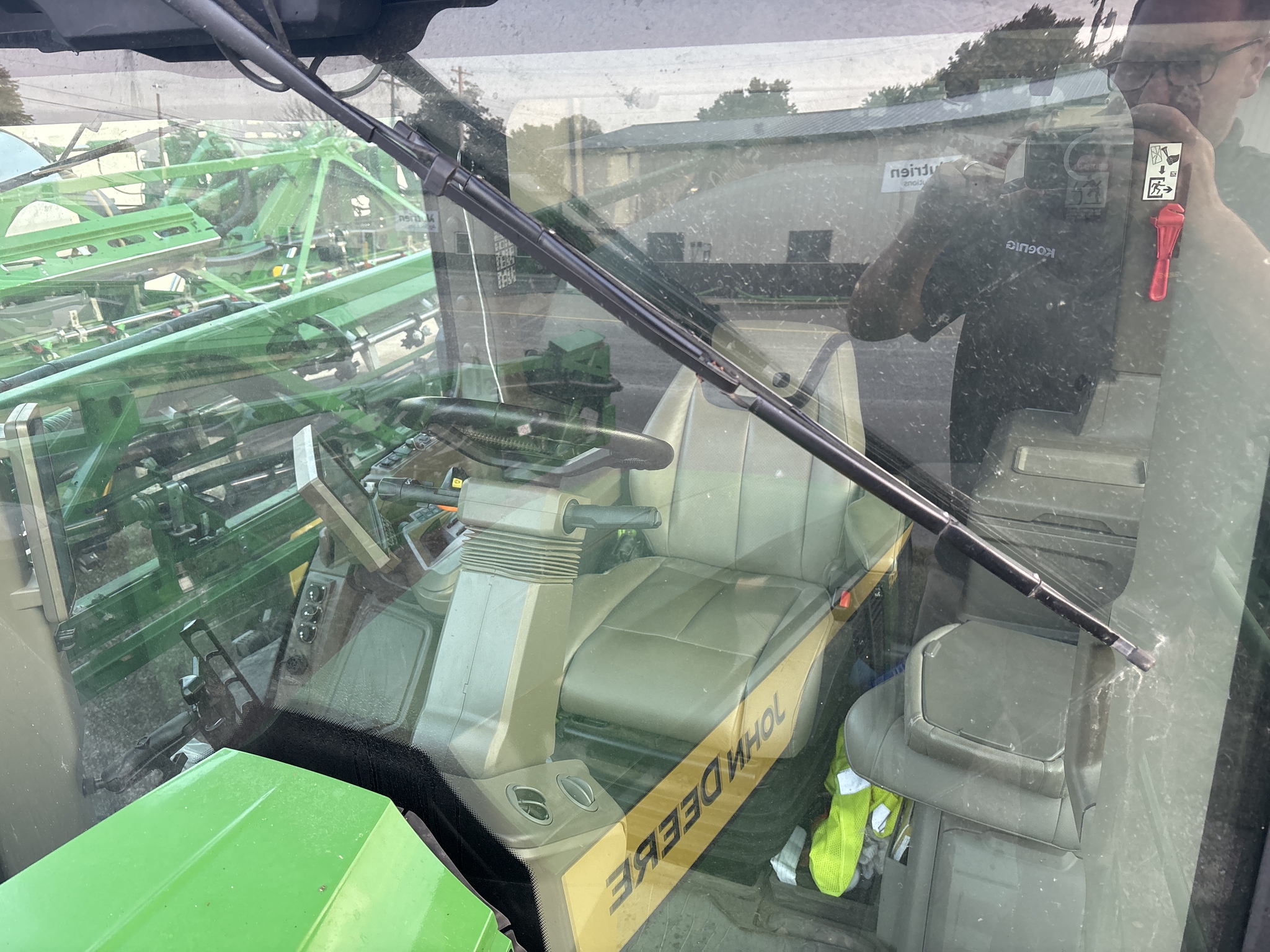 Used 2022 John Deere 410R Self Propelled Sprayers at Koenig Equipment in Anna, OH - PhotoXL6
