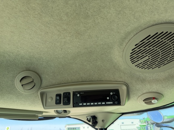 2023 John Deere S780 - Photo35