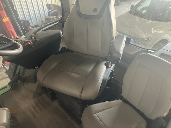 Photo of 2022 John Deere 7R 310