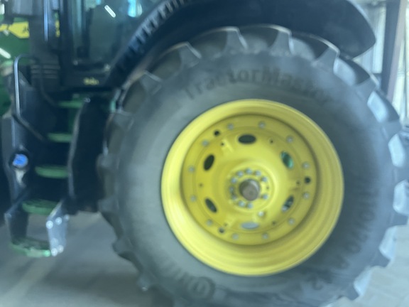 Photo of 2022 John Deere 7R 310