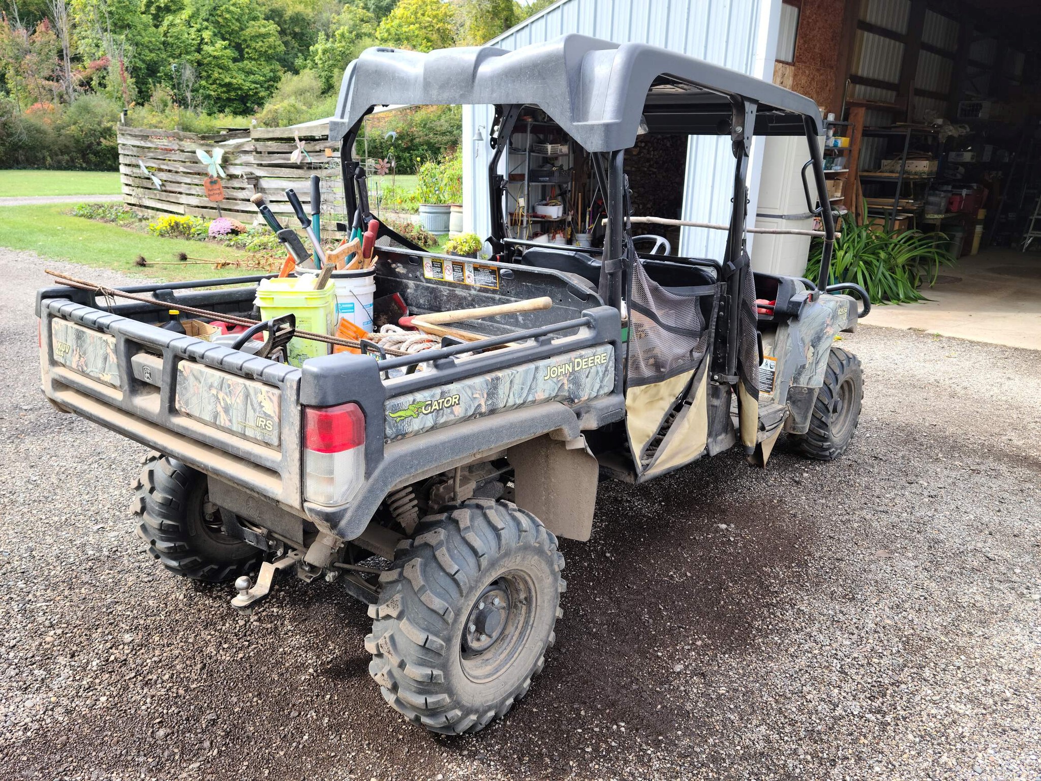 2015 John Deere XUV 825I S4 Image 3